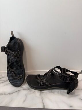 Chaco women's ZX/2 Classic size 5 in black